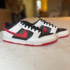 Nike Dunk Low 'White Black Red'